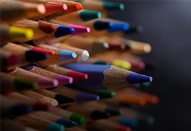 فرق مداد رنگی پلی کروم با کلاسیک
