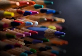 فرق مداد رنگی پلی کروم با کلاسیک