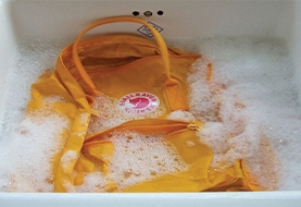 نحوه شستشوی کیف برزنتی