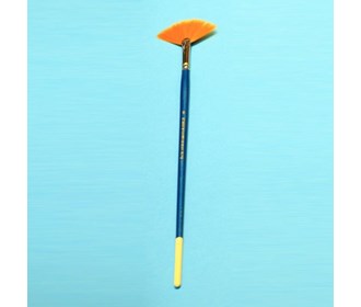 Bumiran fan brush, size 8
